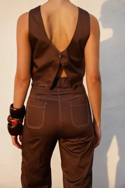 Pompousa Blusa Almendra Café