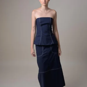 Angela Jaramillo Elyne top azul