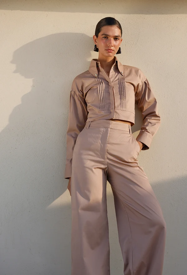 Pompousa Camisa Alina camel